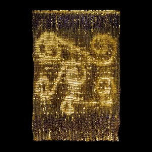 Escrito 16, 2016. 230×160 cm; lino, gesso, acrílico y hoja de oro.