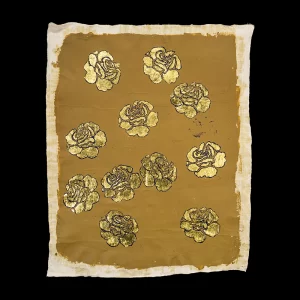 11 rosas, 2018. 80×75 cm; lino, gesso, acrílico, arcilla y hoja de oro.